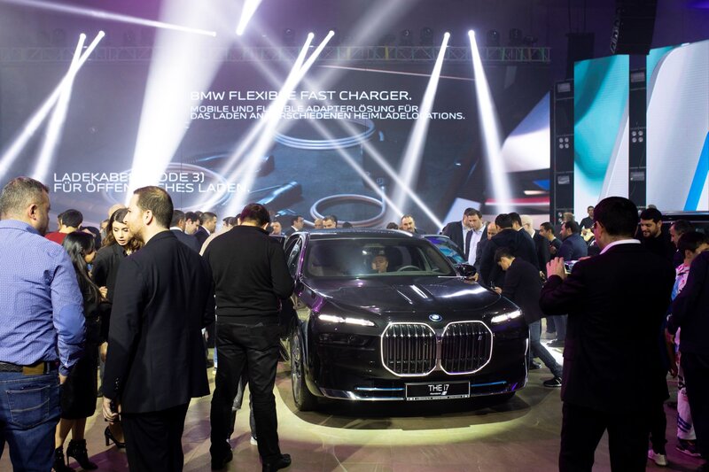 Yeni BMW 7 Seriya və BMW X7 modelləri Azərbaycanda təqdim olundu - FOTO/VİDEO