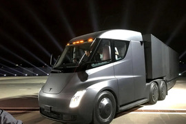 "Tesla" elektrik yük avtomobilini təqdim edib – BİRDƏFƏYƏ 800 KM GEDİR