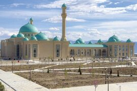 Naxçıvanda böyük məscid kompleksi tikilir - eyni vaxtda 5 min nəfər ibadət edə biləcək