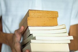 Təhsil məzuniyyətlərinin müddəti nə qədərdir?