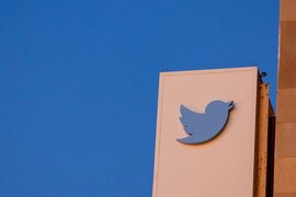 "Twitter" rəsmi adını "X Corp." olaraq dəyişib