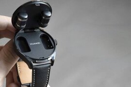 "Huawei" daxili simsiz qulaqlıqlara malik dünyanın ilk ağıllı saatını təqdim edib