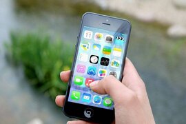 Mobil rabitə sektorunun gəlirləri 10 faizədək artıb