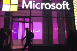 Microsoft 16 ildən sonra simvolik şriftdən imtina edir