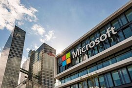 "Microsoft" korporasiyası "Google-un qatili"nə $10 mlrd. sərmayə qoyur