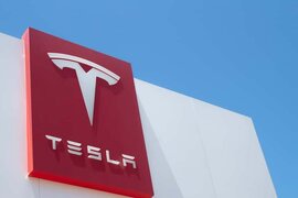 "Tesla" 2022-ci ildə mənfəətini iki dəfə artırıb