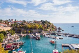 Türkiyəyə son 7 ayda rekord sayda turist gəlib