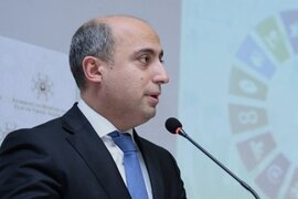 "Azərbaycanda 800-dən çox məktəb qəzalı vəziyyətdədir