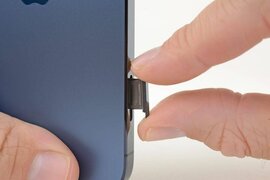 "Apple" yeni "iPhone 15"-də SİM kartlardan imtina edəcək