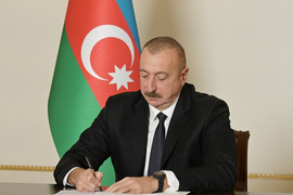 Əcnəbilərə Azərbaycanda yaşamaq üçün icazənin verilməsi və uzadılması şərtləri dəyişib - FƏRMAN