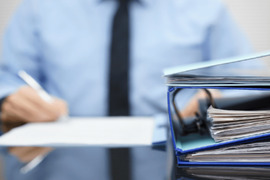 Yaxın qohumları Azərbaycan vətəndaşı olanlara daimi yaşamaq icazəsi verilib - FƏRMAN
