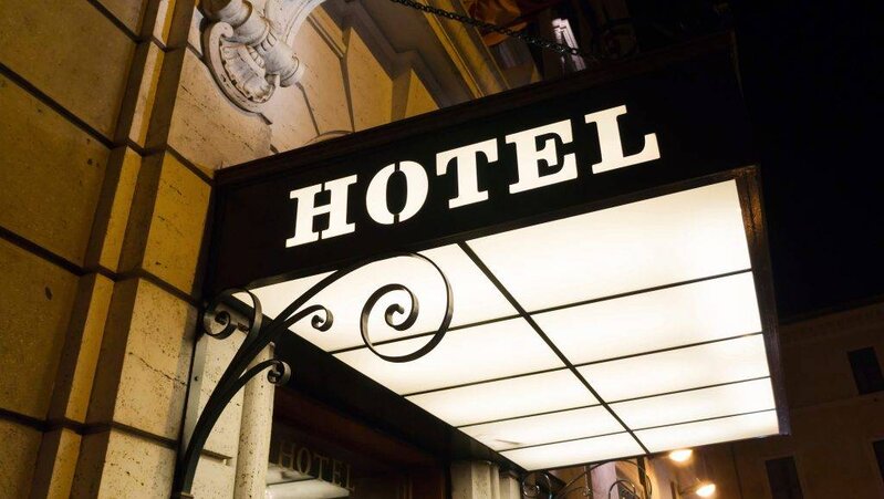 Azərbaycanda bu hotellər 30% ƏDV qaytaracaq – Rəsmi
