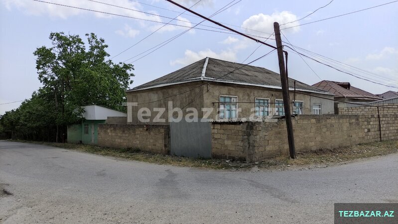 Quba rayonu , Amsar kəndində 6 sotun icində, heyət evi satıl