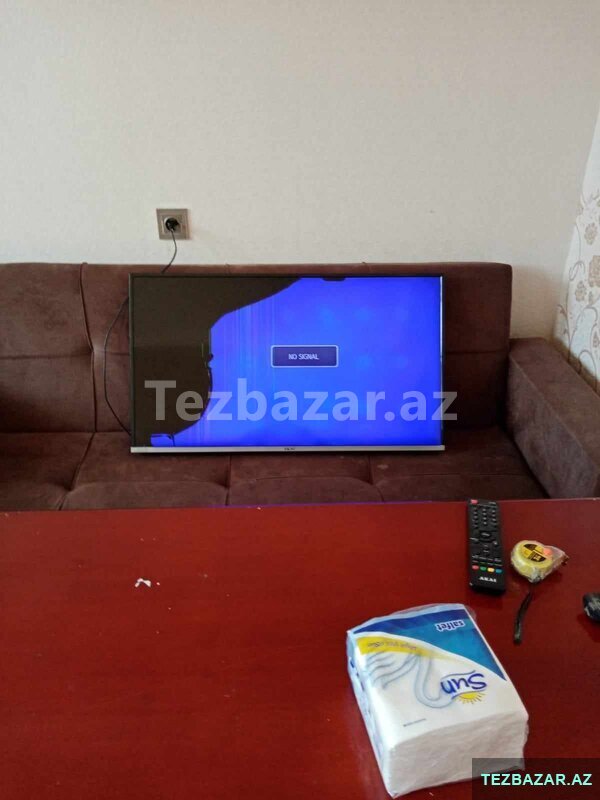 Akai 102 Ekran Tv Ekrani Sinib Qalan Hersey islek veziyyetde