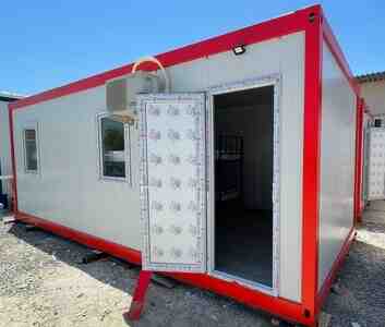 Sandwich panel container