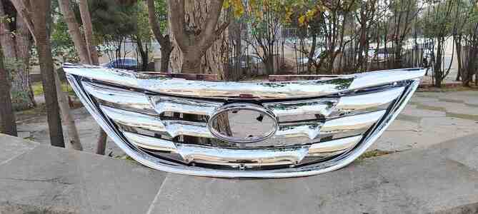 Hyundai Sonata 2011 radiator barmaqlığı Hyundai Sonata 2011 radiator barmaqlığı