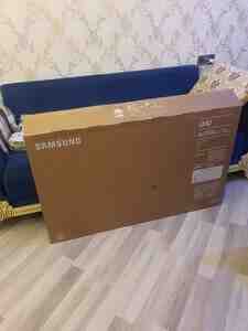 Televizor Samsung 50AU7100