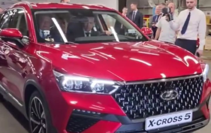 Lada X-Cross 5 şəhər krossoverinin istehsalı başladı - QİYMƏT