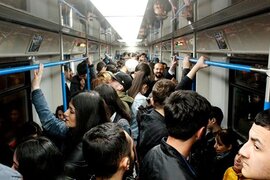 "Sərnişin sayı əsaslı şəkildə artıb, ən sıx qrafik tətbiq olunur, ehtiyat qatarlardan istifadə