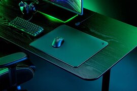 "Razer" şüşədən hazırlanmış siçan altdığı təqdim edib