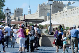 Azərbaycana turist axını - 34% ARTIB