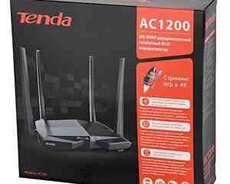 Router TENDA AC10U