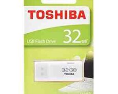 USB flaş Toshiba 32GB