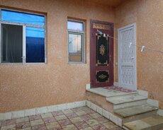 Zabrat 2-də 2 otaqlı həyət evi satılır
