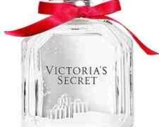 Victoria`s Secret Winter Bombshell