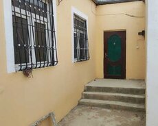Xırdalanda 3 otaqlı Həyət evi satılır