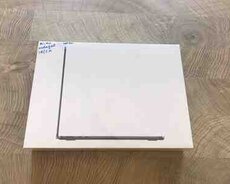 Apple Macbook Air 13.6-inch 16GB512GB M2 chip