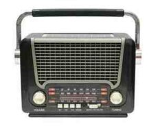 Günəş panelli vintaj radio