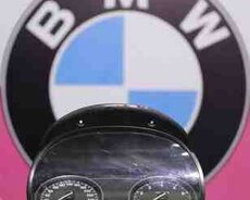 BMW E90 sürətlər paneli
