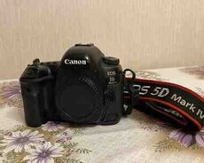 Fotoaparat Canon 5D Mark 4