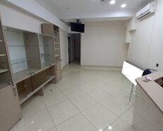 20 yanvar metrosu Qizil tac restoranin yani