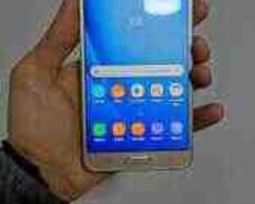 Samsung Galaxy J7 (2016) Gold 16GB2GB