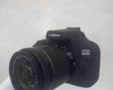 Fotoaparat Canon EOS 4000D + Silikon