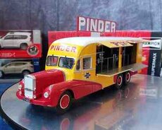Коллекционная модел Bernard 28 Electrical Truck Pinder circus Yellow red 1951