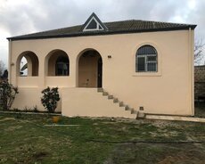 Savalanda həyət evi