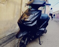 Moped satılır