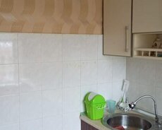 Kohne Tikili mənzil Satilir
