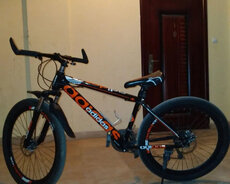 Adidas Velosiped