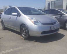 Arendaya verilir toyota Prius 20 Kuza