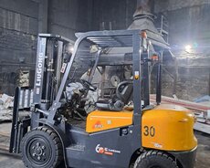 Avtokar Forklift icare