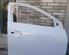 Chevrolet Cruze ön sağ qapısı