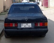 Nəqliyyat seriya nömrəsi satılır