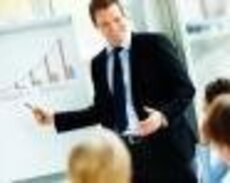 Ofisde marketinq mutexessisi