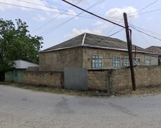 Quba rayonu , Amsar kəndində 6 sotun icində, heyət evi satıl