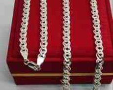 Gümüş boyunbağı və qolbaq