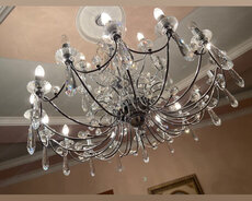 Çilçiraq.Baha alinib eve boyuk oldugu üçün satilir